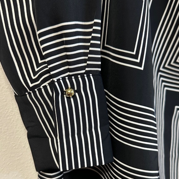 H&M Draped Twill Geometric Print Dress Size M Modern Chic - Picture 5 of 7